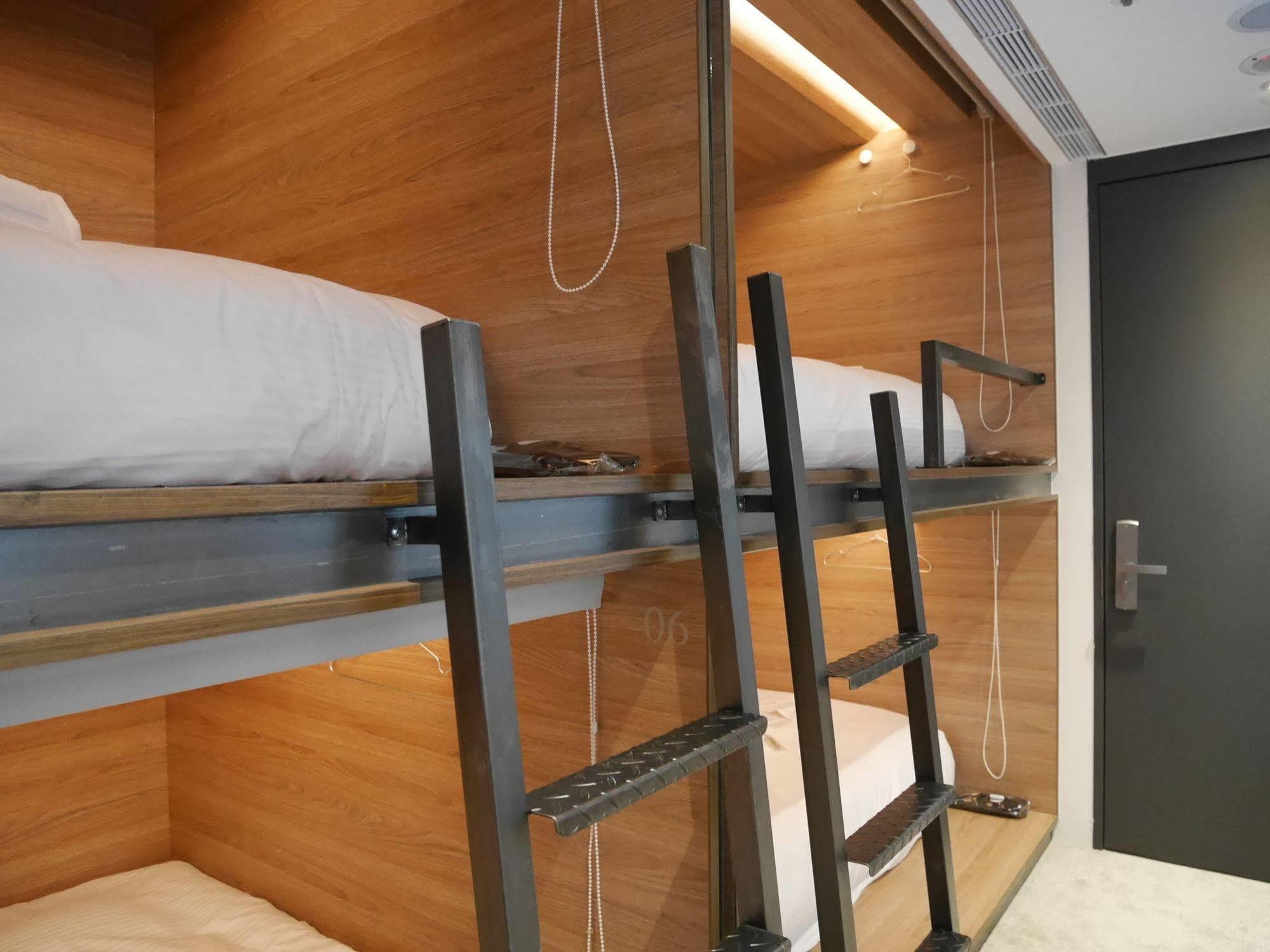 Bed in 4-Bed Mixed Dormitory Room